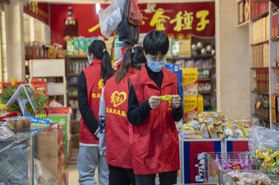 花橋鎮紅光村 “七色花”嚴把食品安全關 守護群眾舌尖上的安全
